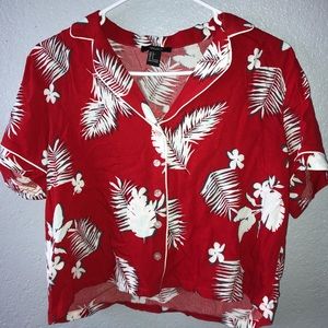 Super cute cropped Hawaiian shirt !